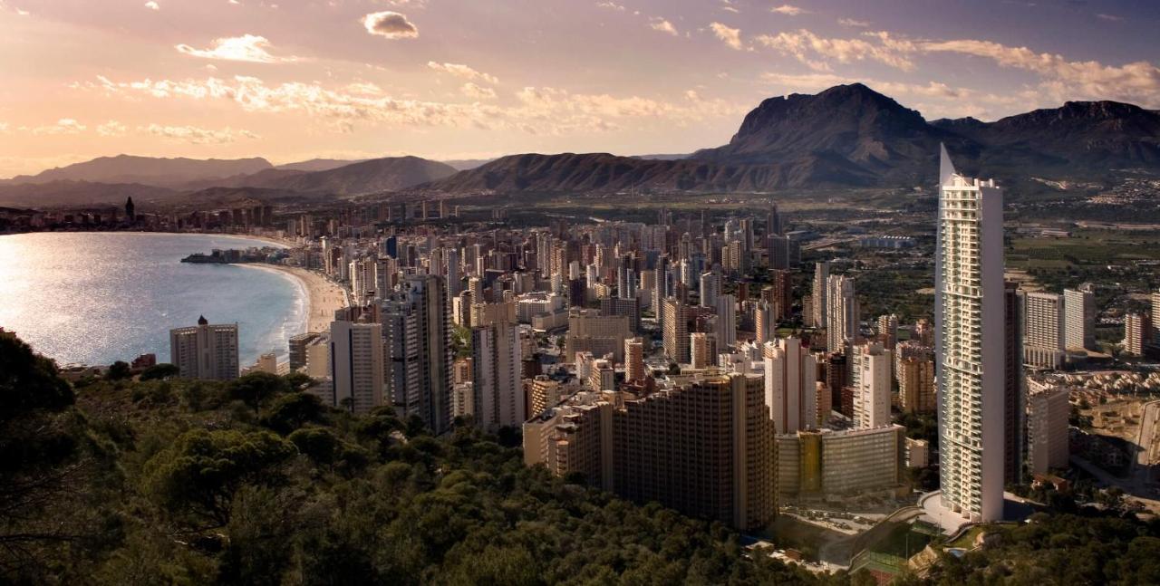 Skyline 9 Apartamento De 2 Dormitorios Soleado Con Terraza Privada Benidorm Buitenkant foto